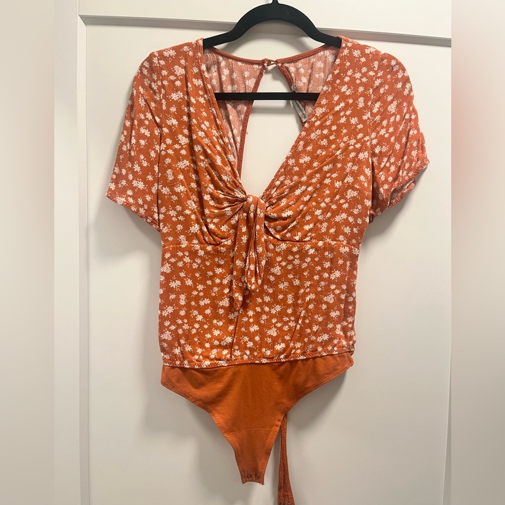 ABERCROMBIE short sleeve bodysuit